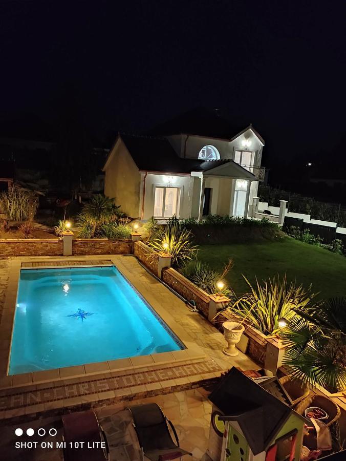 Villa Angelina Montévrain Exterior foto